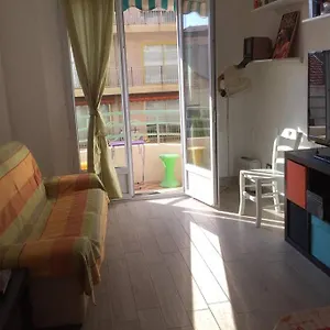 Appartamento Grand F2 60mq Centre Antibes, Proche Plages, Commerces, 2 Balcons, Parking, Train, Bus, Deco Vintage, Pet Friendly, Ideal Famille Ou 1-2 Couples Francia
